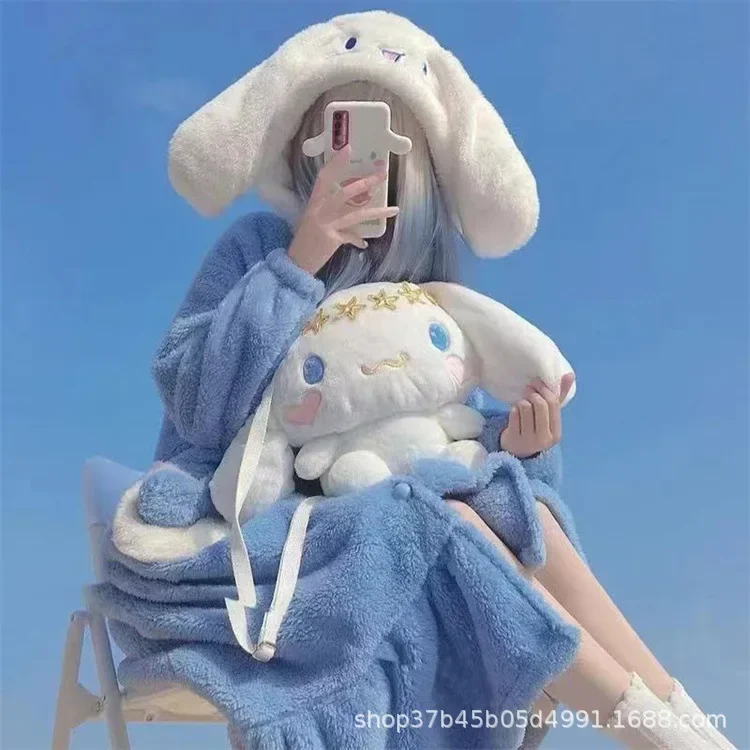 Cinna moroll Sanrio Robe Pyjama Kawaii Kapuze Bade mäntel Dame verdickt warme Lounge wear niedlichen Herbst Winter Freizeit kleidung