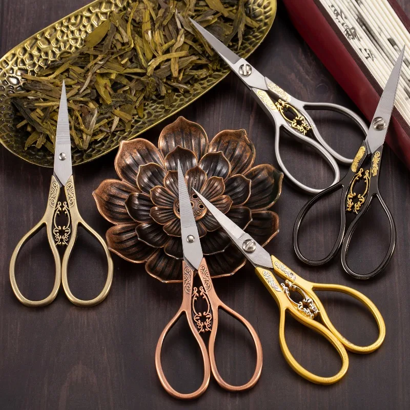 1 x im Vintage-Stil inspirierte 4,3-Zoll-Edelstahlschere – scharfe Stickerei für Bastelarbeiten, Kunstprojekte und selbstgemachte Stoffschere