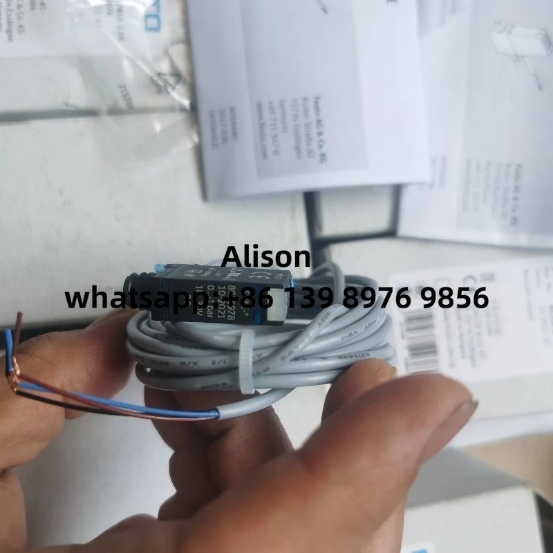 

Датчик давления 8025978 SPAE-V1R-PC10-PNLK-2,5K Оригинал