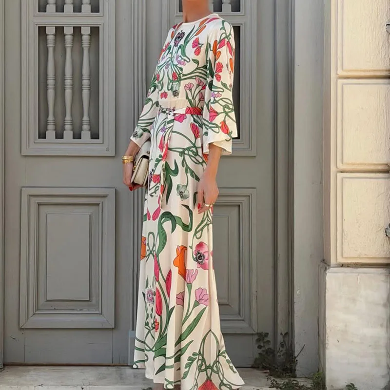 Elegantes O-Ausschnitt Langarm-Kleid mit Bindedetail Sommer Hochgeschnittenes Plissee-Kleid für Damen Neues Bürokleid Urlaubsstil Blumendruck Maxikleid
