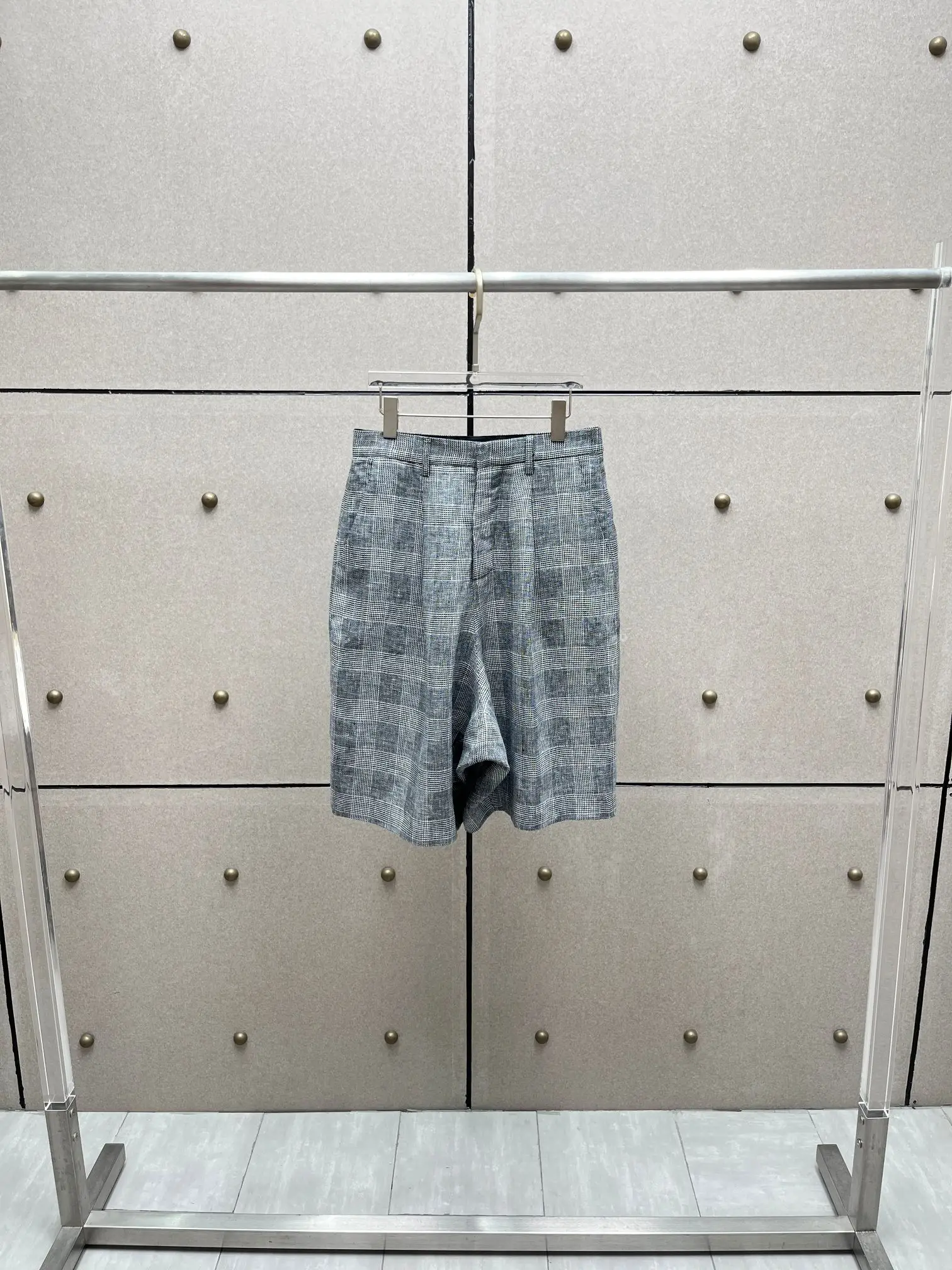 

Retro checkered linen wide-leg shorts for women, new summer style high-waisted slimming, versatile casual capre pants