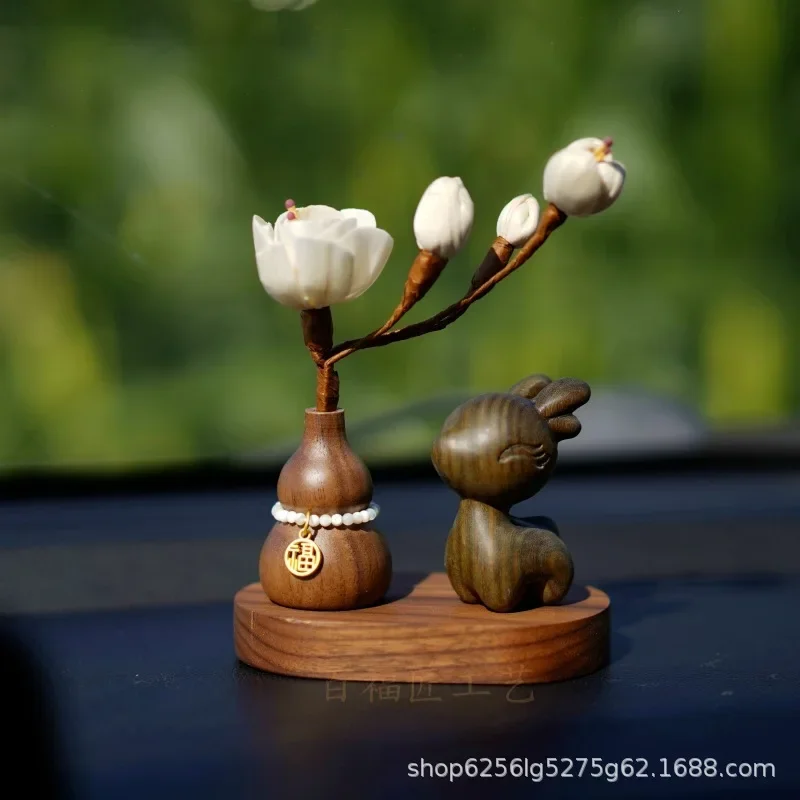 

Solid Wood Carved Cute Deer Car Ornament Boxwood Safety Small Buddha Central Control Car Interior Decoration Ornament