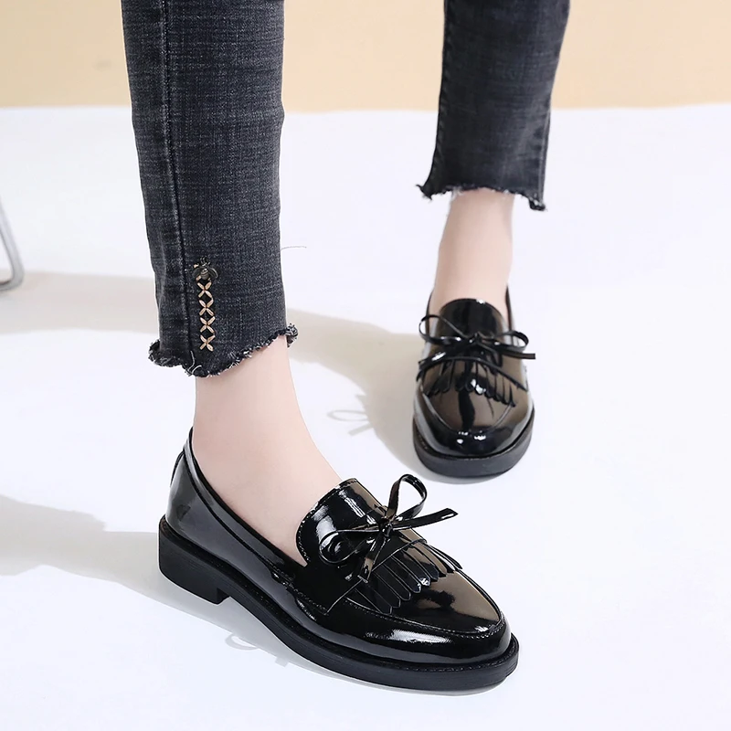 Patent Leather Women\'s Loafers Shoes 2024 Fashion Bowknot Low Heel Pumps Women Slip-on British Tassel Casual Flats Shoes Woman