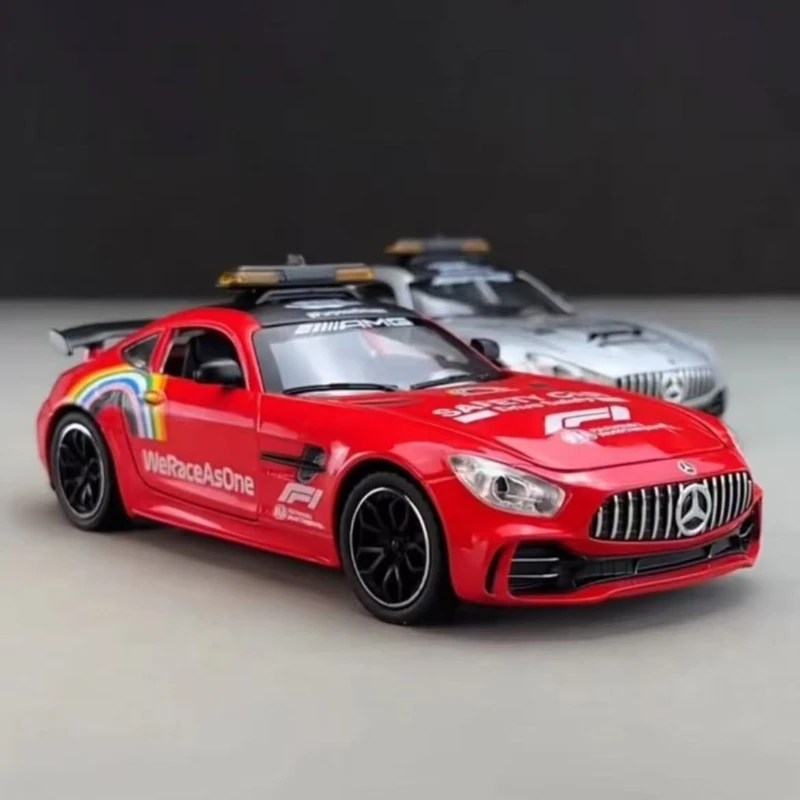 

1:24 Mercedes-Benz AMG GT F1 Safety Car Alloy Car Model Sound And Light Pull Back Toy Car Boy Collection Decoration Gift