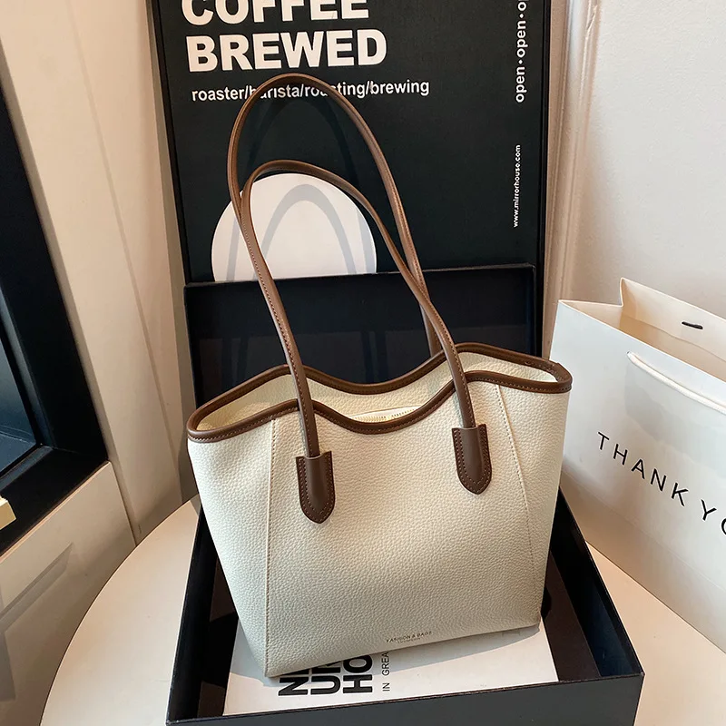 

2025 Spacious Color Block Tote Bag Trendy Commuter Bag for Women Large Capacity School Tote, Fashion Versatile Shoulder Bag​