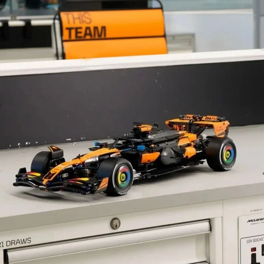 

1675PCS Technical Formula Team MCL39 Racing Car Building Blocks Assemble Bricks Motorsport Vehicle Toy Gift For Adult Kids