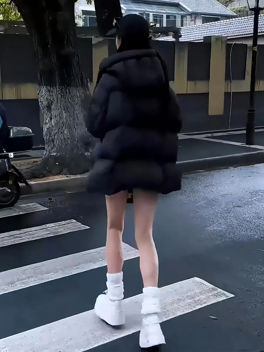 Chaqueta Acolchada de Plumón para Mujer, Color Blanco, Diseño de Gorro de Espuma, Abrigo Cálido, Estilo Dulce, Largo Regular, Invierno 2025