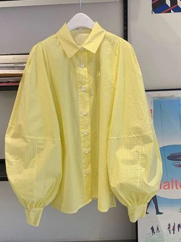 

Spring Thin Women's Puff Sve Striped irt Loose Cleanfit Sle Long Sve Flip Collar Polyester Material Non-deformable