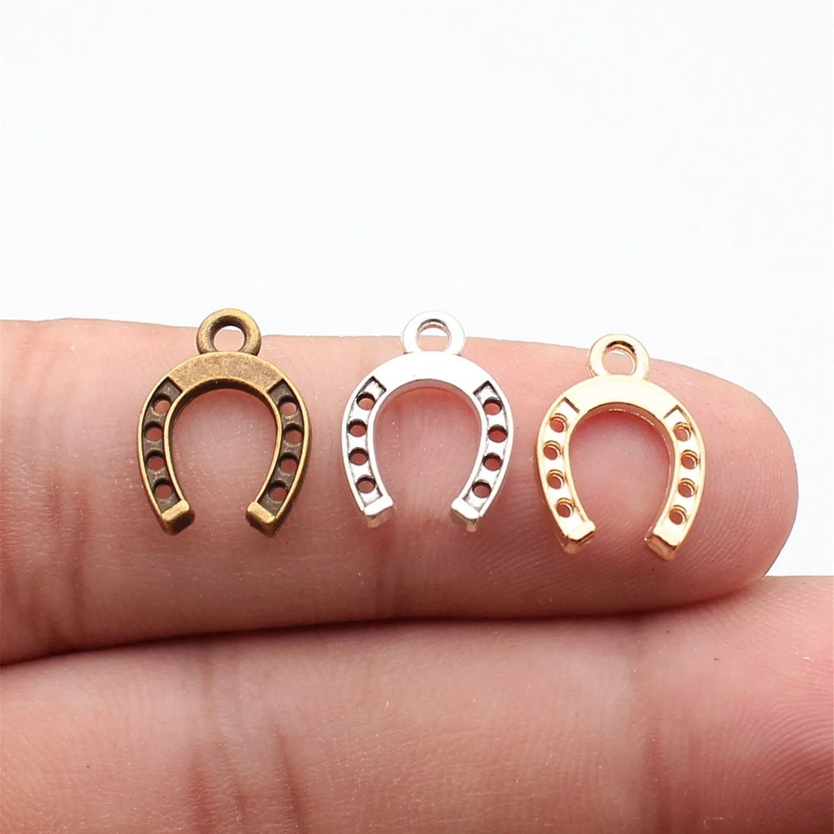 WYSIWYG 40pcs 15x11mm 3 Colors Antique Bronze Color Antique Silver Color Kc Gold Color Western Cowboy Style Horseshoe Charms