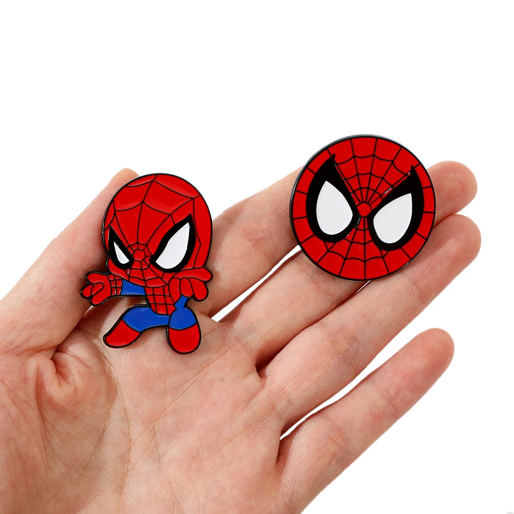 2 Pcs Cute cartoon creative Spider-Man alloy brooch European and American film characters superhero metal badge accessories