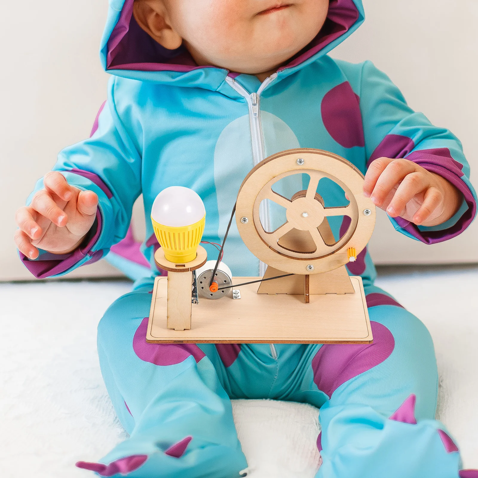 1 مجموعة لتقوم بها بنفسك مجموعة مولد كرنك اليد الخشبية للأطفال المشاريع العلمية الجذعية بناء كرنك اليد مولد الكهرباء للتعليم