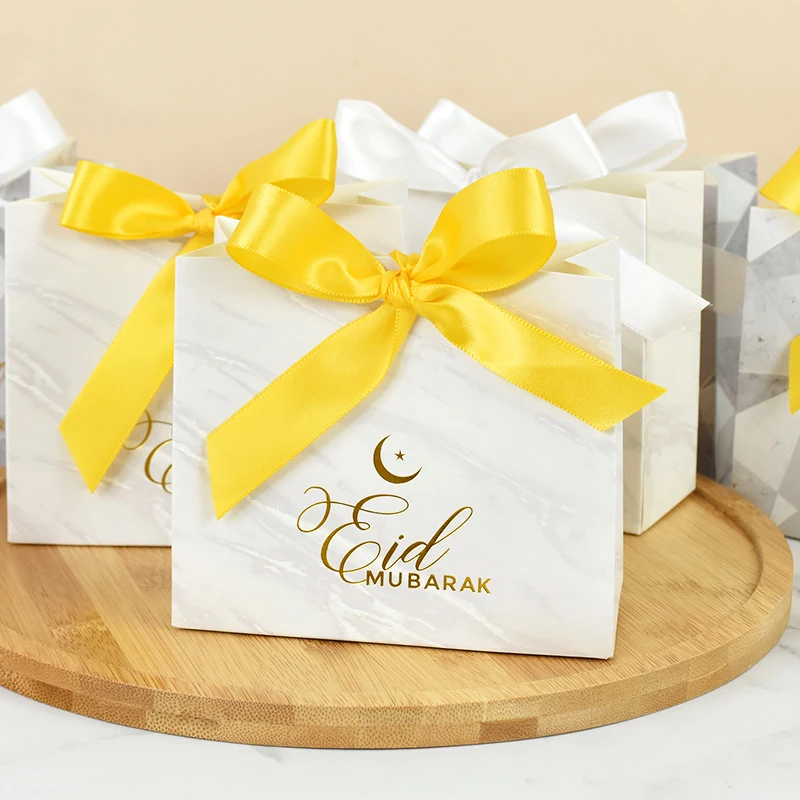 

5pcs Eid Mubarak Favor Paper Boxes Treat Candy Box Ramadan Kareem Chocolates Biscuit Boxes Muslim Islamic Festival Party Decor