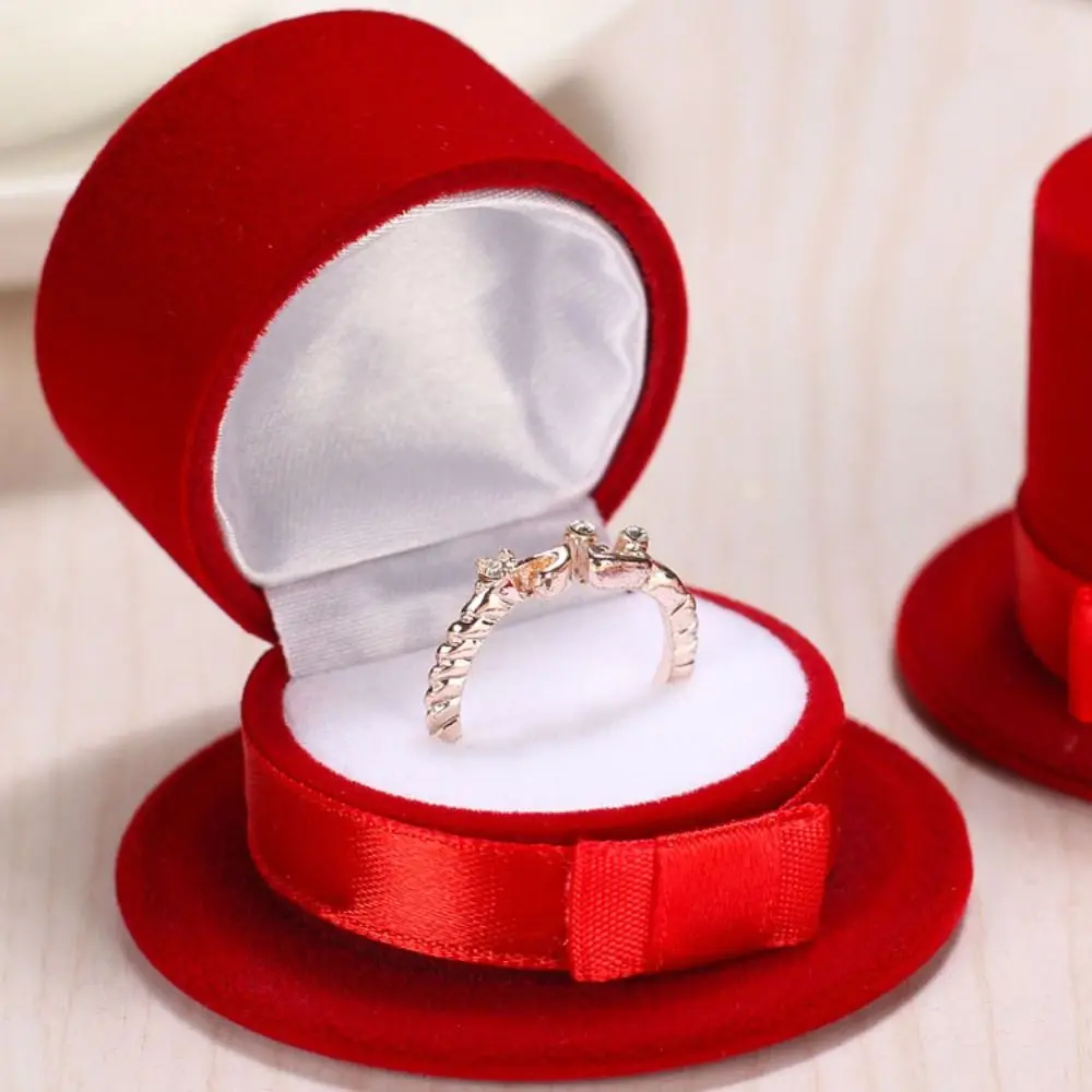 Dustyproof Hat Velvet Ring Holder Space Saving Portable Jewelry Display Box Elegant Case Ring Bearer Box Wedding Proposal Gift