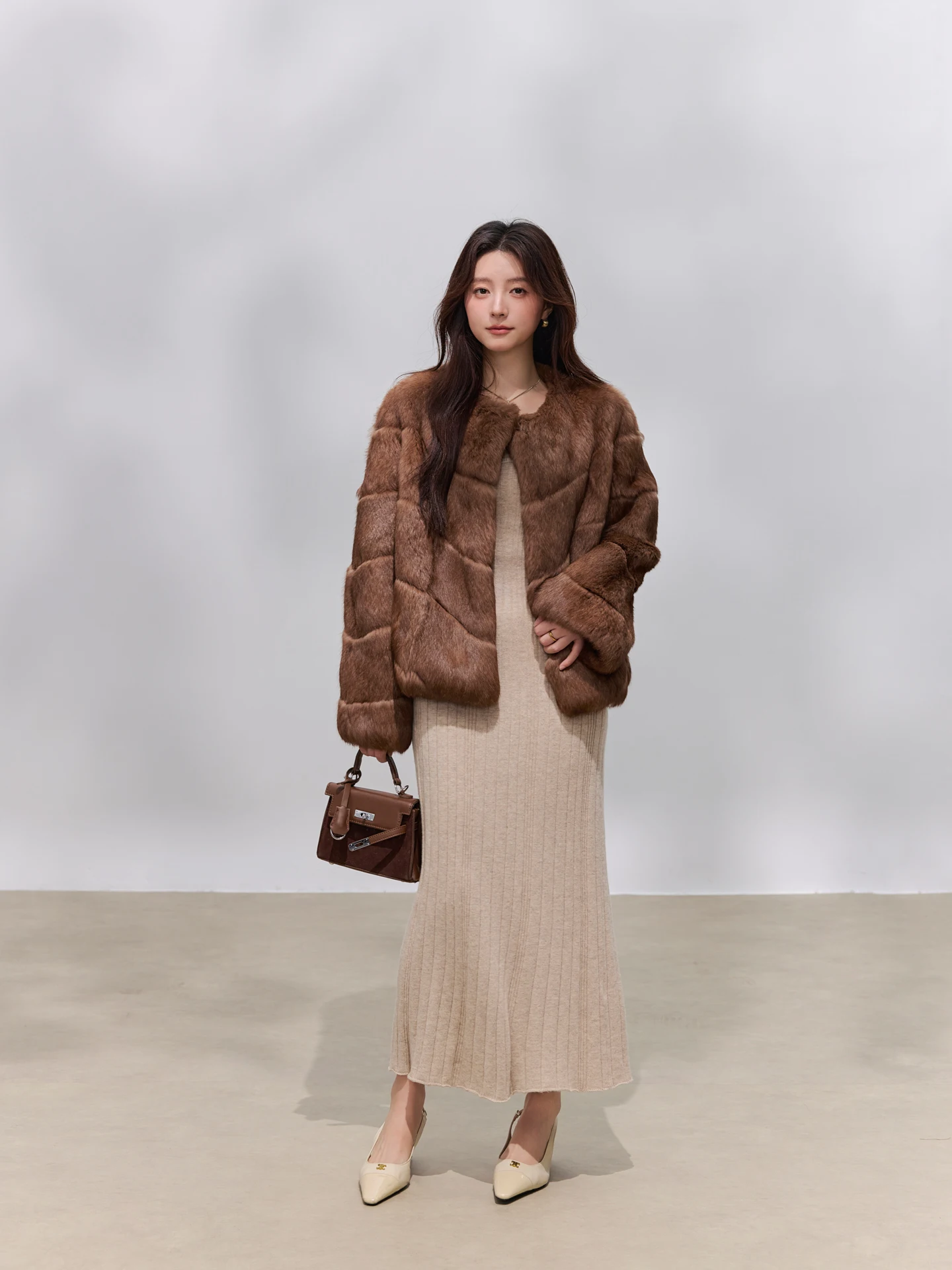 

Young Sle ort Пальто из кроличьего меха, цельная кожа, круглый глушитель L, осень-зима, Новое поступление, женское свободное платье, винтажный Sle