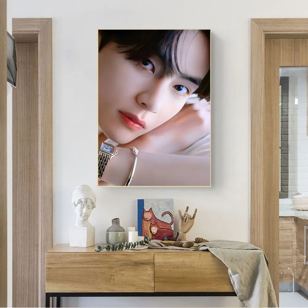 Babaite KPOP Kim Tae-hyung Poster No incorniciato Poster Kraft Club Bar Paper Vintage Poster Wall Art Painting Bedroom Study Stickers