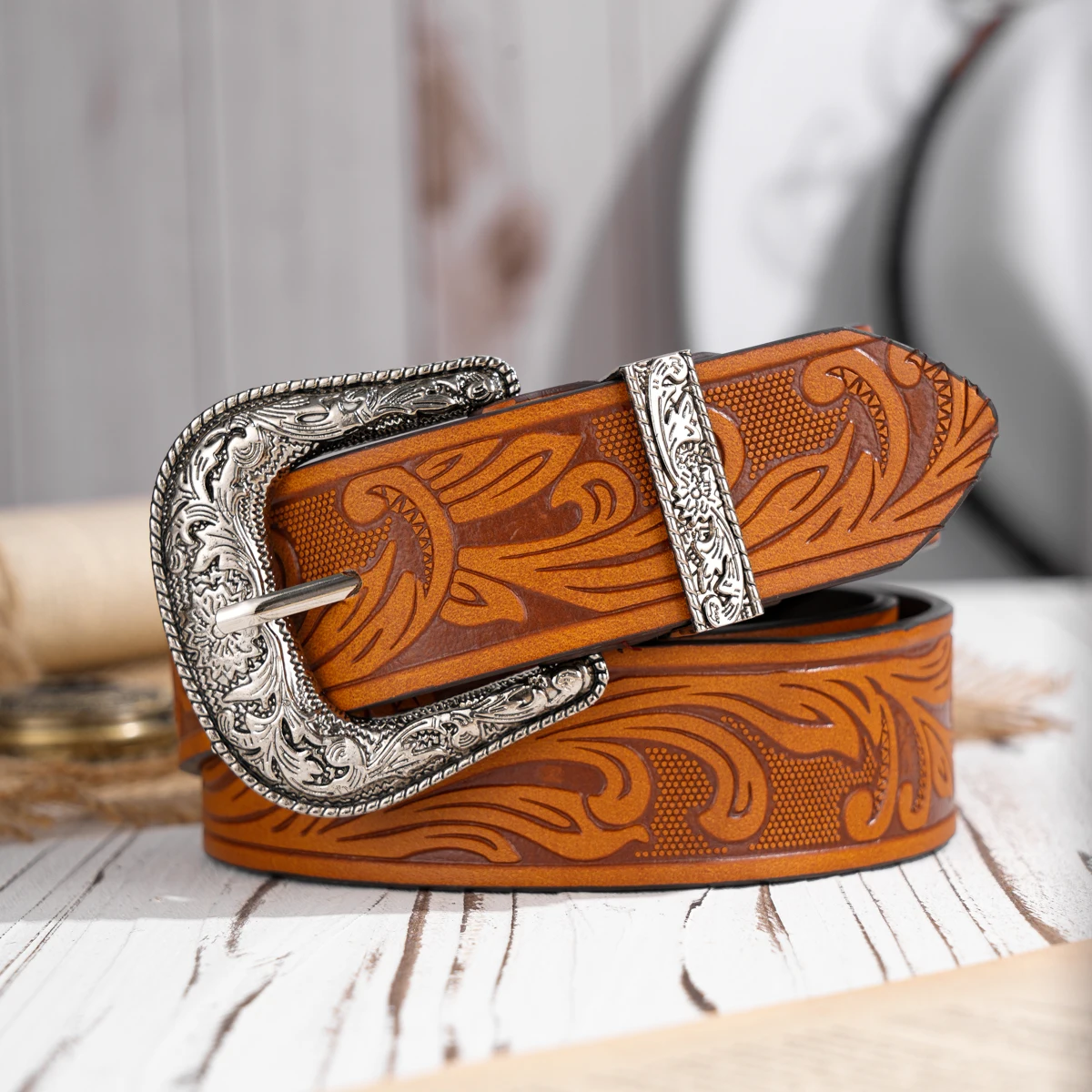 Western Cowboy PU Leather Belt - Men Waist Strap Bull Decoration Floral Engraved for Jeans