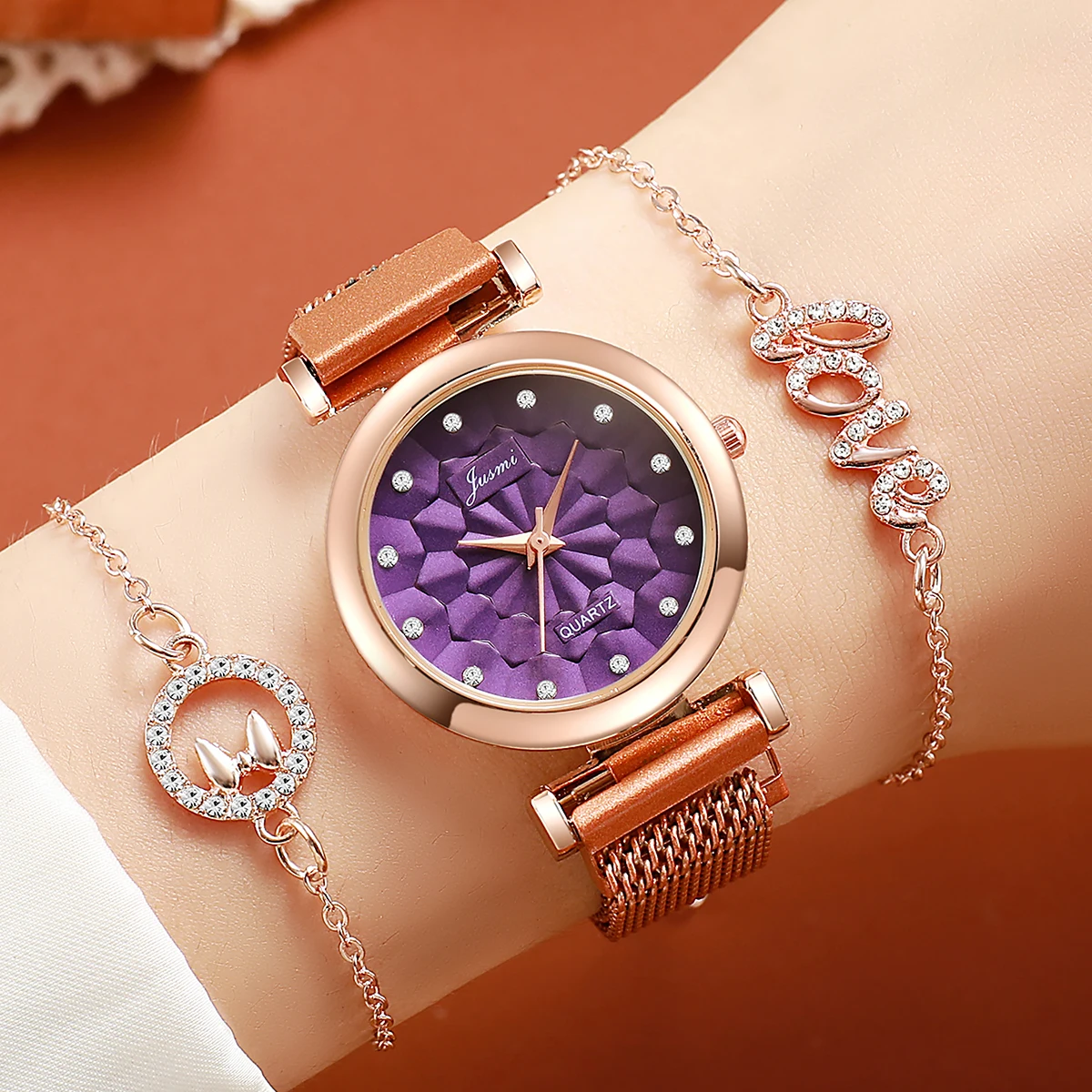 

Без подарочной коробки. Простые и элегантные женские нежные и роскошные наручные часы с сетчатым ремешком, браслет с инкрустацией бриллиантами, набор из 3 предметов.