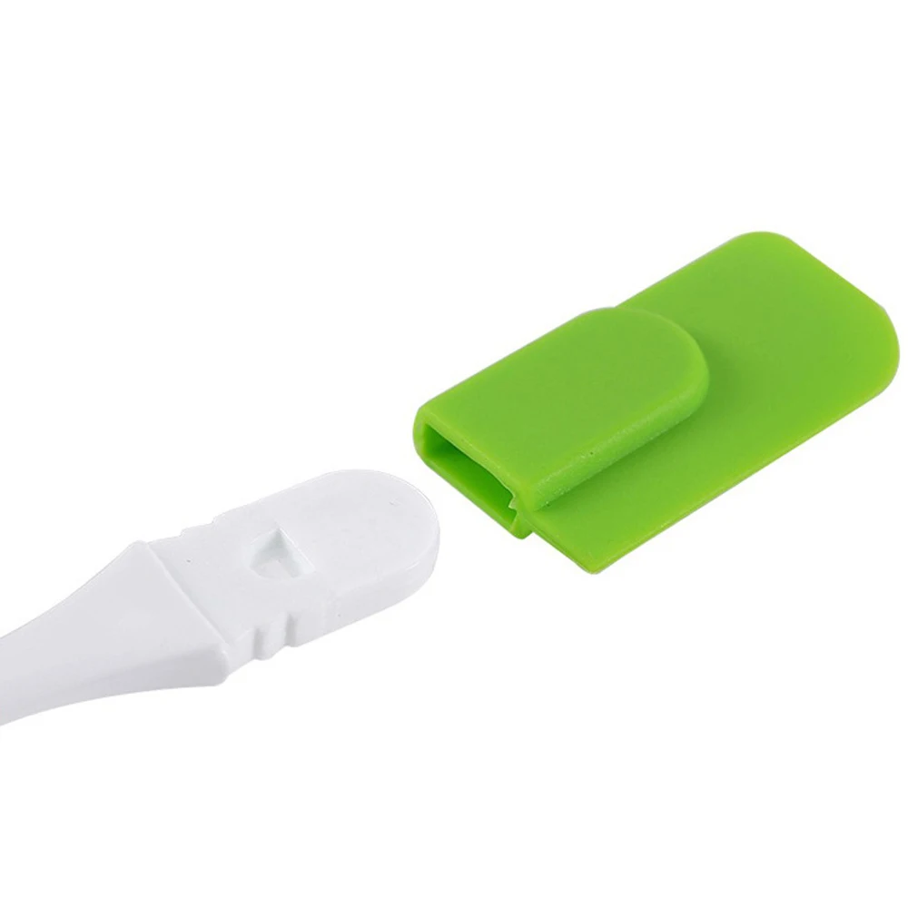 Low Temperature Resistance Household Heat Insulation And Anti-scalding Easy To Clean Silicone Spatula No Deformation