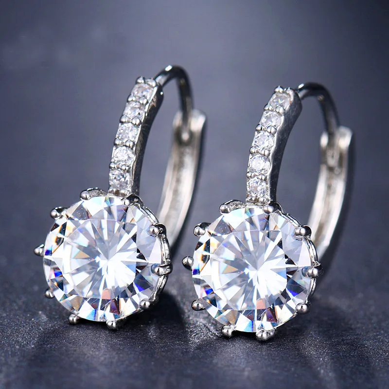 

Hot Selling Fashion Zircon Round Hoop Earrings for Women Must - Have Chic Accessory Versatile for Daily Wear Party Decorate Look