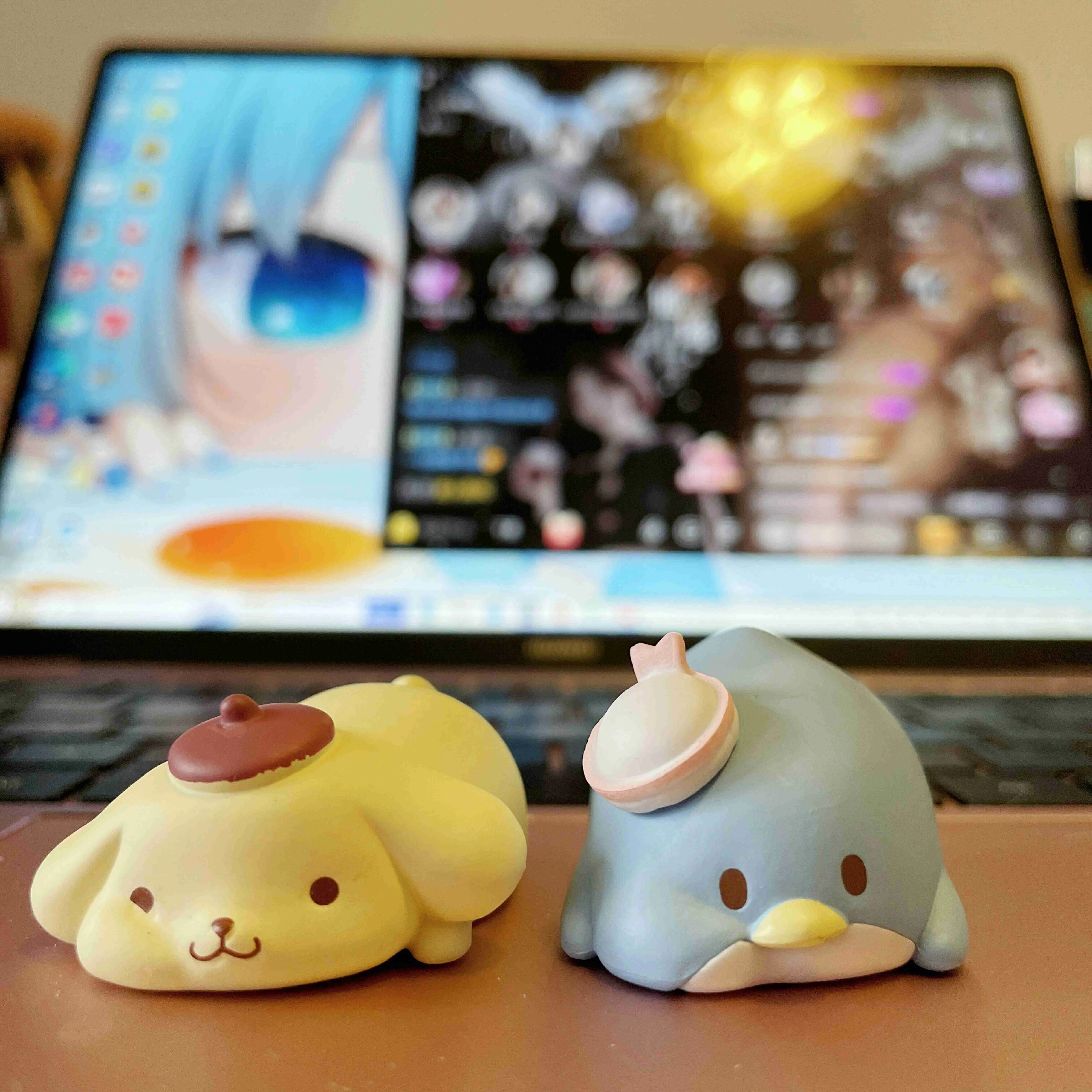 Japanese Sanrio Cute Mymelody Cinnamoroll Hellokitty Pombom Purin Decoration Office Workstation Desktop Decoration Car Doll Birt