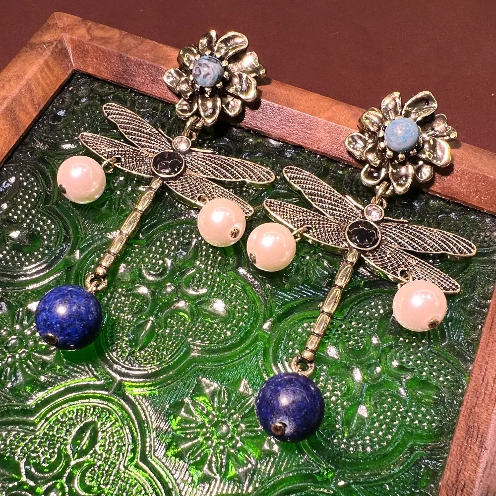 

New Chinese antique dragonfly pearl earrings