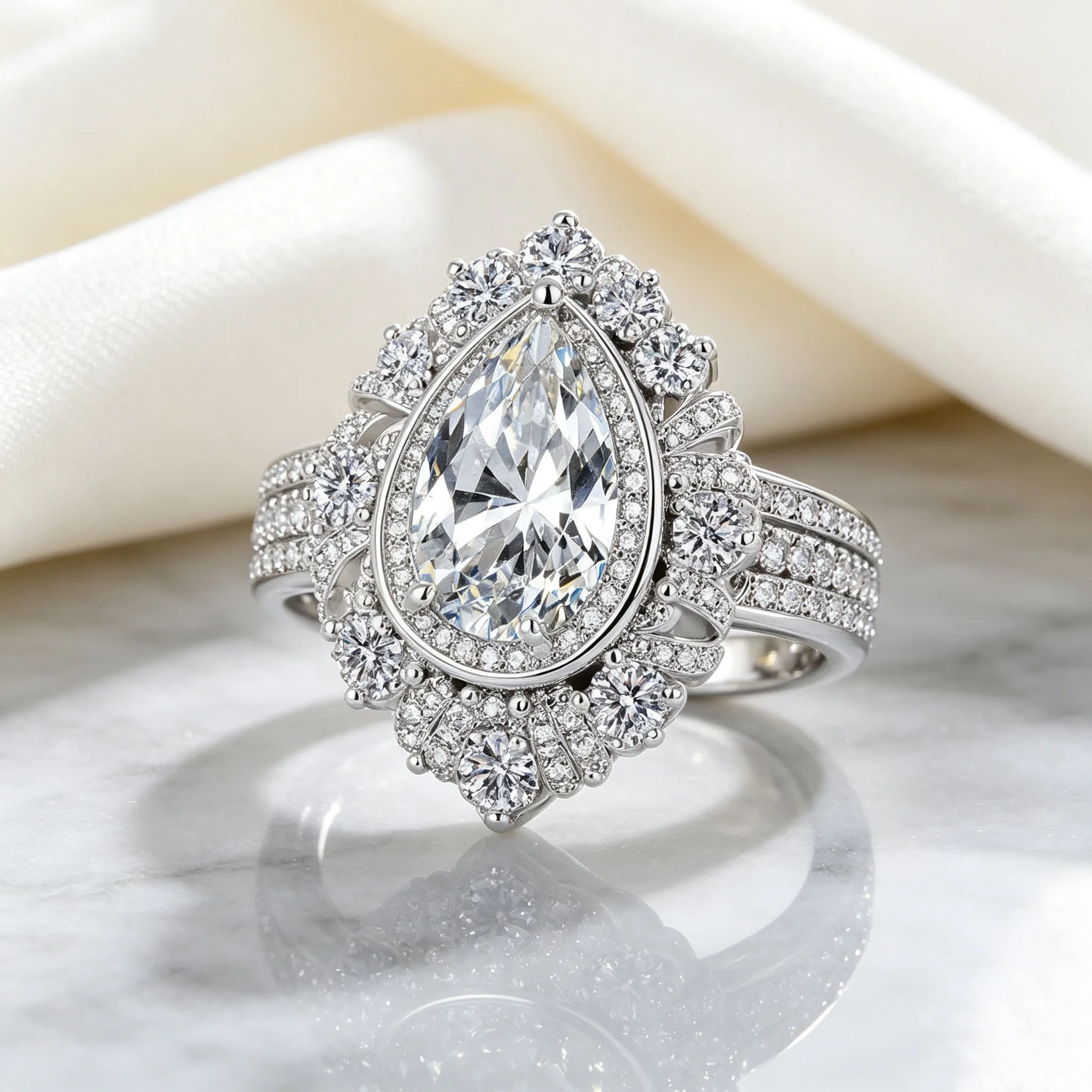 Women's 925 Sterling Silver Pear-Shaped Ring Best-Selling Stylish Luxurious Personalized Waterdrop Design Ring