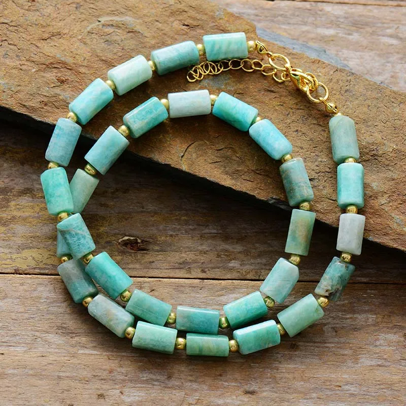 

Natural stone crystal neckle