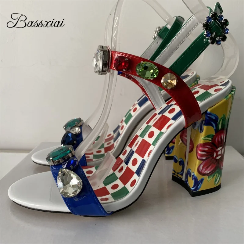 

В продаже женская обувь, размер 38, возврат и возврат