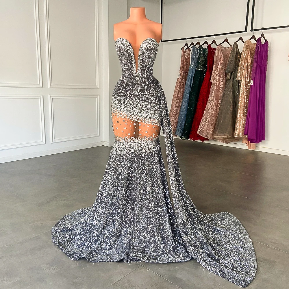 

Long Sparkly Prom Dresses 2023 Luxury Sexy See Through Mermaid Silver Diamond Black Girls Prom Gala Formal Gowns With Side Train