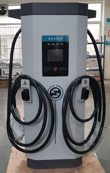 Estaciones de carga del vehículo eléctrico del cargador rápido de CCS Chademo Dc Ev del cargador público comercial 60kw Ev con la aplicación móvil