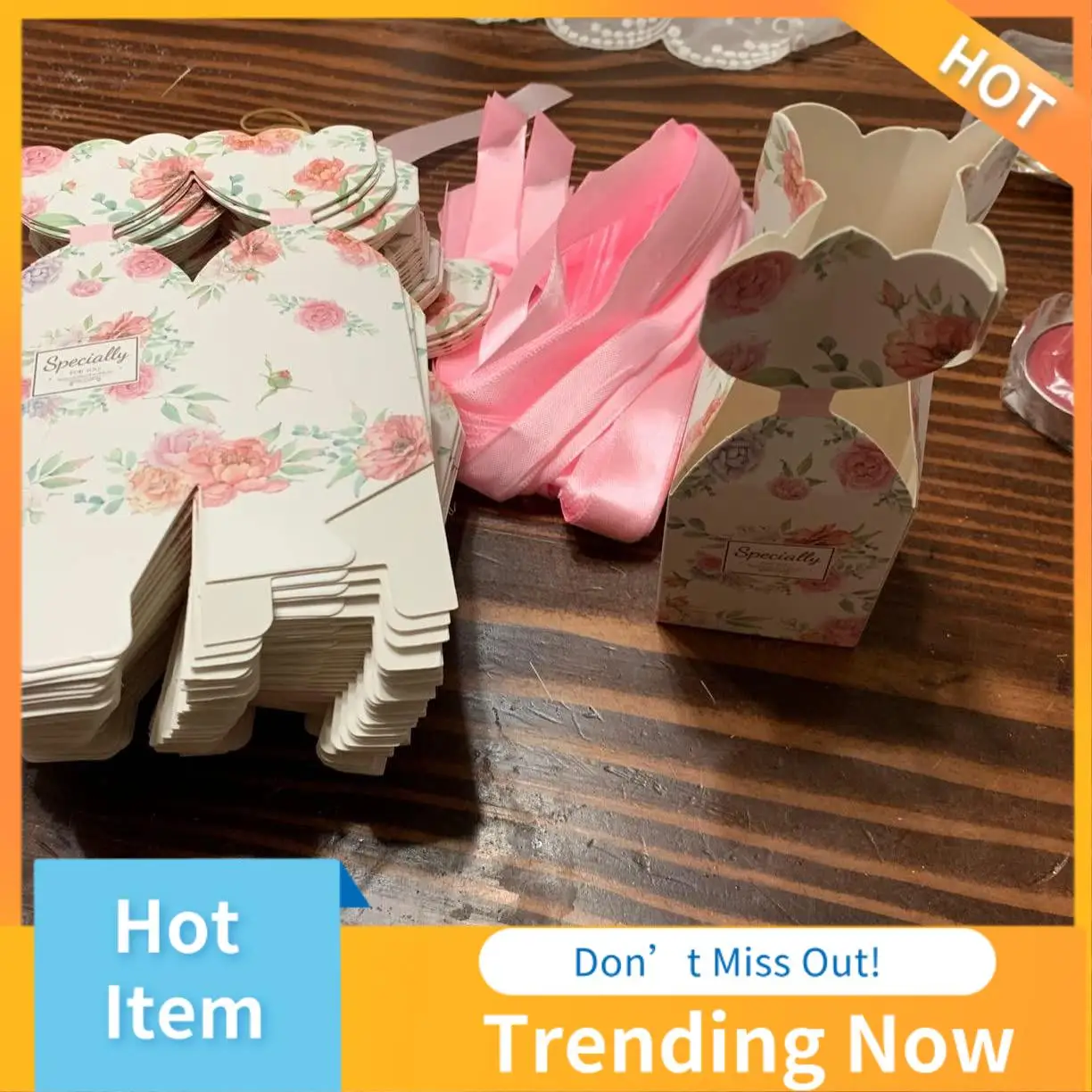 ABNL 50 Pcs Floral Pattern Candy Boxes Wedding Bridal Shower Baby Birthday Party Favor Gift Box With 50Pcs Light Pink Ribbon