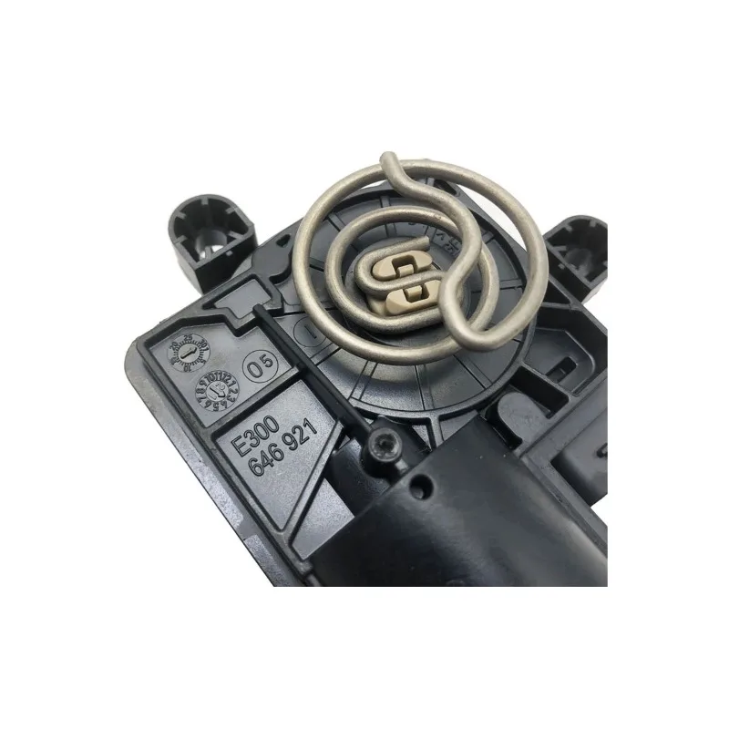 LR137008 68239269 J9C38798 for Land Rover Discovery Line 2015 for  New Range Rover Evoque 2019 Auto Parts Exhaust Manifold Valve