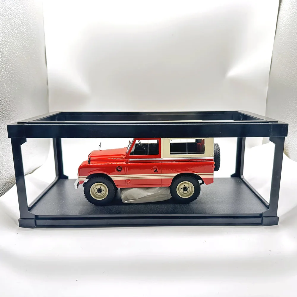 

Cult 1/18 Scale Resin Model Car SUV Red Birthday Collection Gift Toy Scene Matching