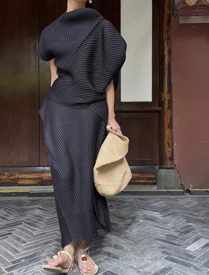 Pleated T-Shirt 2026 Summer New Japane Irregular Cut Pile Collar Top Simple Fashion Lightweight Wrinkle-Free Women Skirt