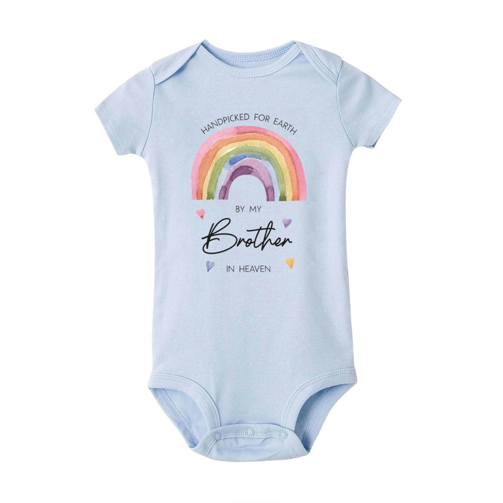 Handgeplukt Voor Aarde Door Mijn Broer In De Hemel Regenboog Print Bodysuit Pasgeboren Zomer Romper Baby Korte Mouw Jumpsuit