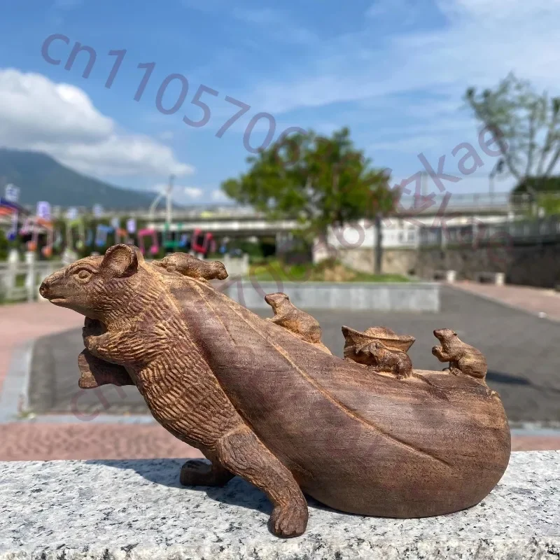 Exquisite Rat Figurine Wood Carving, Lucky Zodiac Mouse Statue for Prosperity Home Decor, Handheld Art Collectible