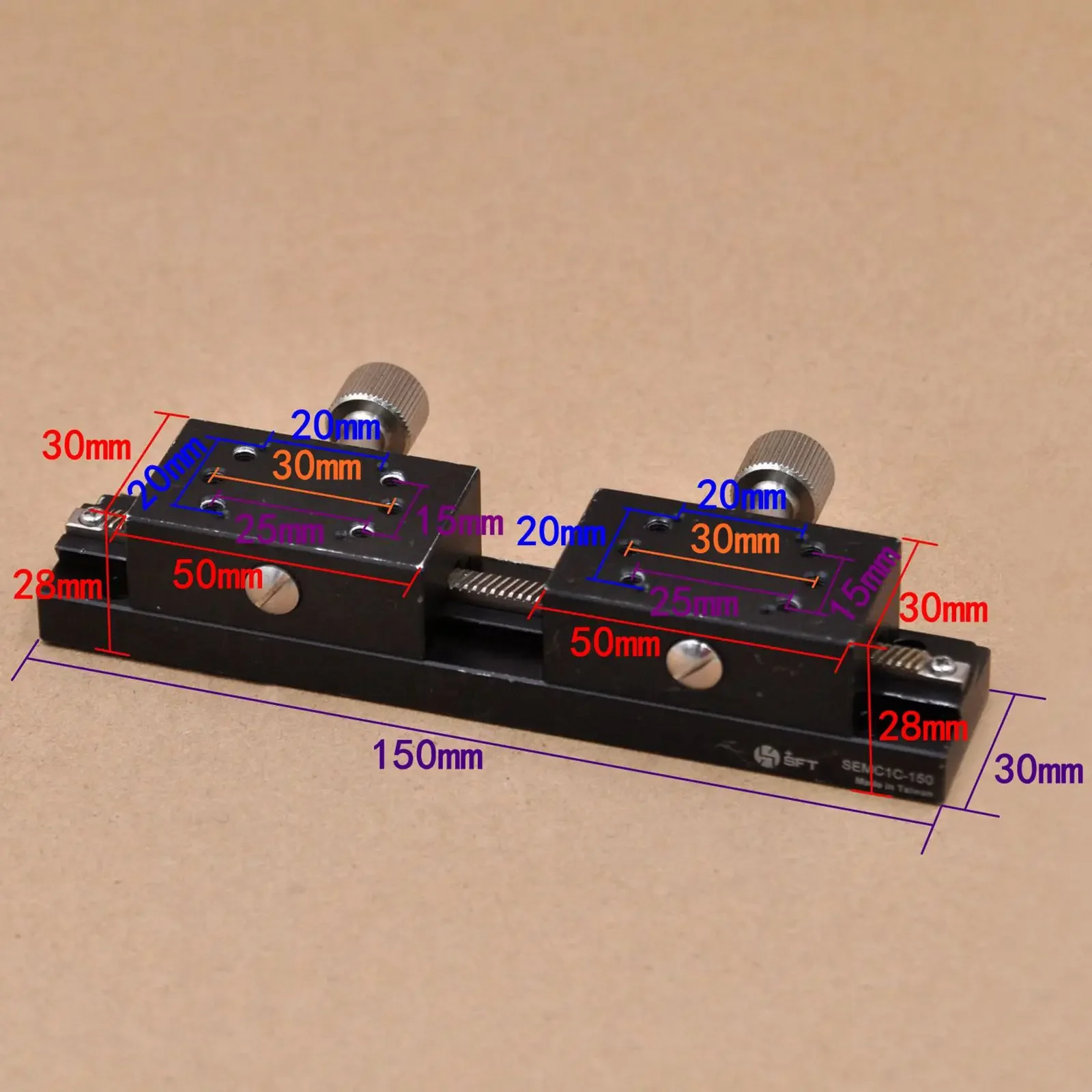 X-axis Manual Sliding Table High-precision Dovetail Rack And Pinion Extended Type SEMC1C-150 Table Size 30*50mm With Scale