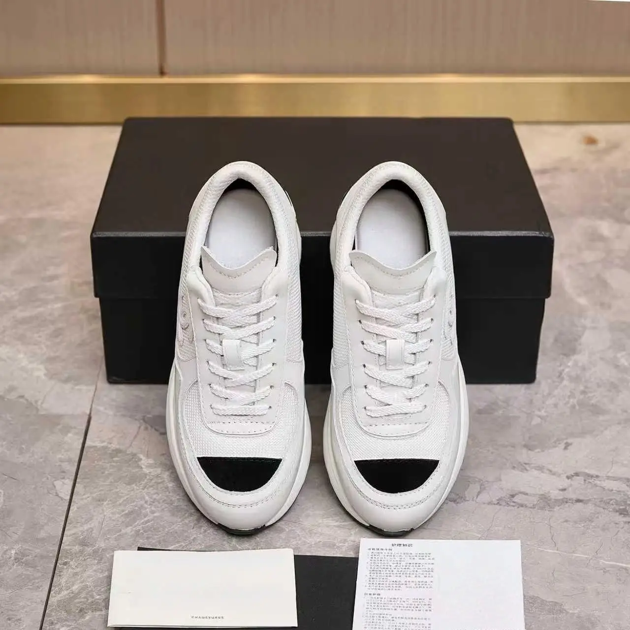 Unisex Trendy Retro Low Top Sneakers Breathable Mesh & Smooth Leather Splicing Lace-up Elevated Block Heel Daily Footwear