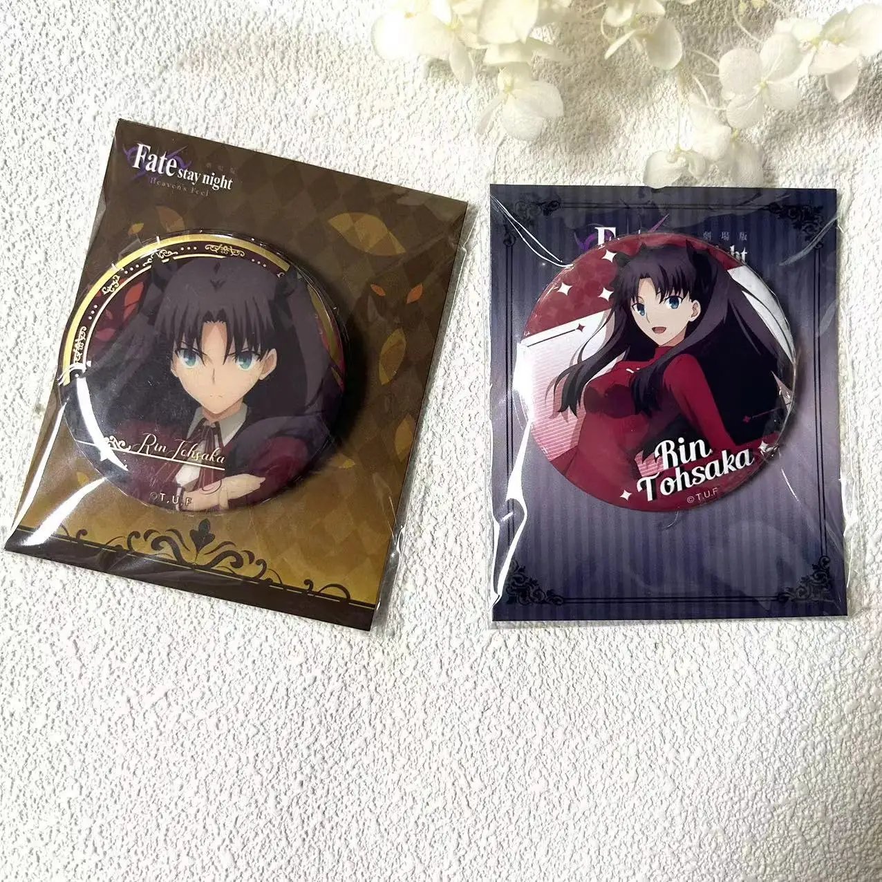 2025 juego de Anime Fate Stay Night figura de dibujos animados Tohsaka Rin insignia de hojalata Baji Medium One broche regalo Original oficial