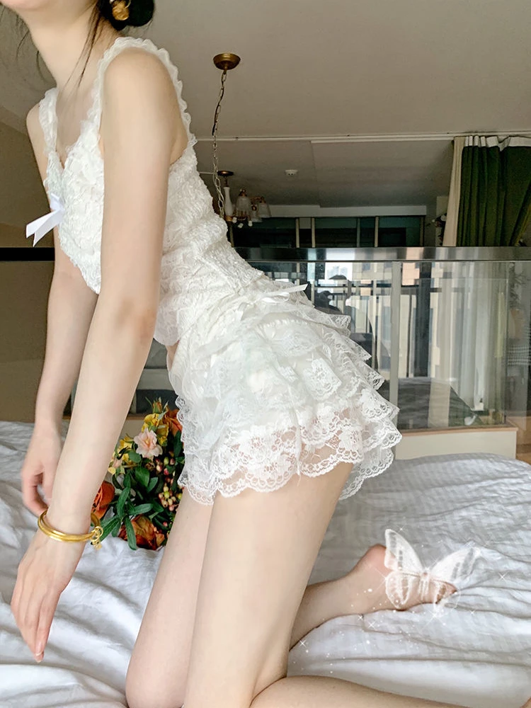 White Lace Elegant Sweet Shorts Women Elastic Causal Kawaii Fairy Shorts Female Korean Style Chic Underlay Shorts 2023 Summer