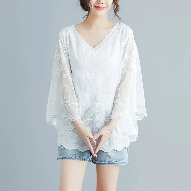 Fashion V-Neck Lace Embroidery Batwing Sleeve Blouses Women\'s Clothing 2024 Summer New Loose All-match Tops Office Lady Shirts