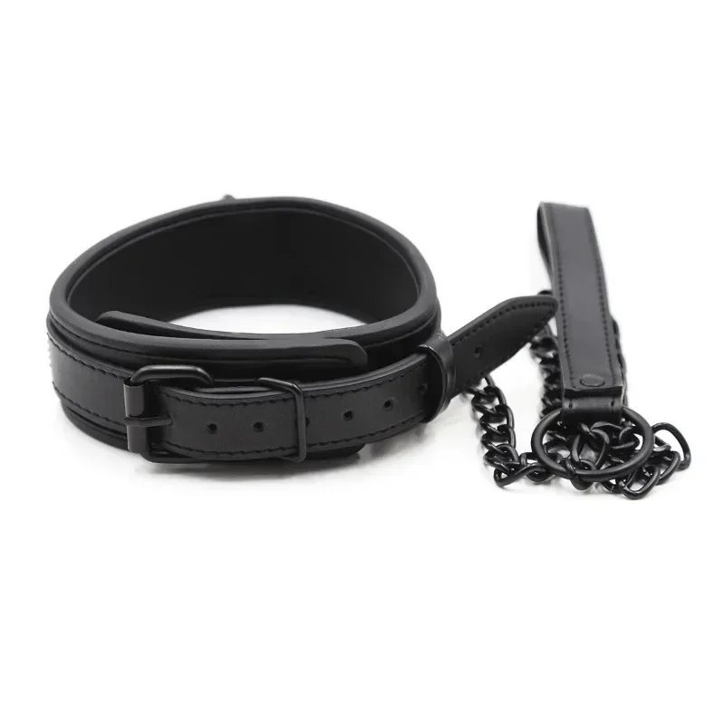 Collare BDSM schiavo in pelle con guinzaglio Giochi per adulti Bondage sessuale Collo di ritenuta Manette in PU Collare fetish Giocattoli erotici del sesso