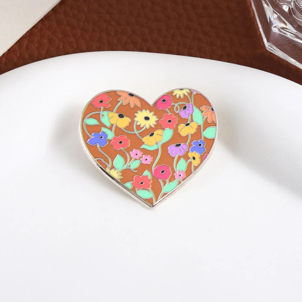 Böhmische Blumen-Herz-Emaille-Anstecknadel Bunte Blumen-Brosche Süße Romantische Anstecknadel für Frauen Mädchen Valentinstagsgeschenk – Detail 8
