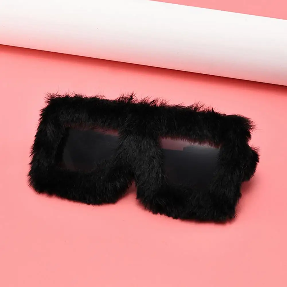 Anti-uv Sunglasses Fluffy Frame Sunglasses Fluffy Plush Trim Women's Sunglasses with Oblong Pc Frame for Club for Stylish