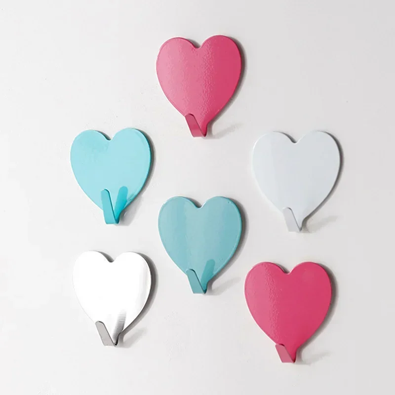 1Pcs Cute Heart Shape Hooks Self Adhesive Stainless Steel Hooks Strong Sticky Wall Door Hanger for Kitchen Room Storage Organize