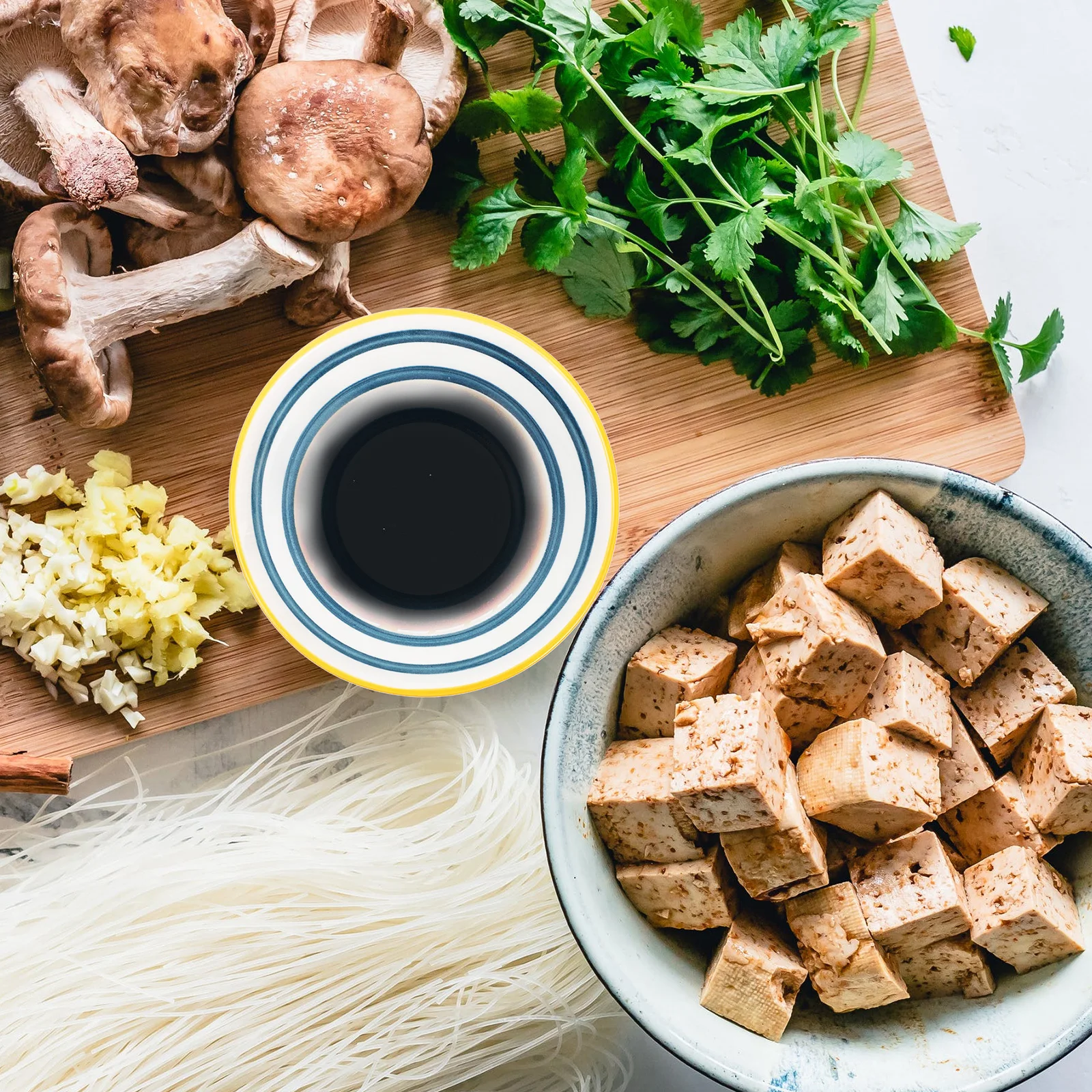 

4Pcs Ceramic Sauce Dishes Seasoned Plates for Dipping Vinegar Soy Sauce Chili Oil Appetizer Serving Dish Kitchen Supply