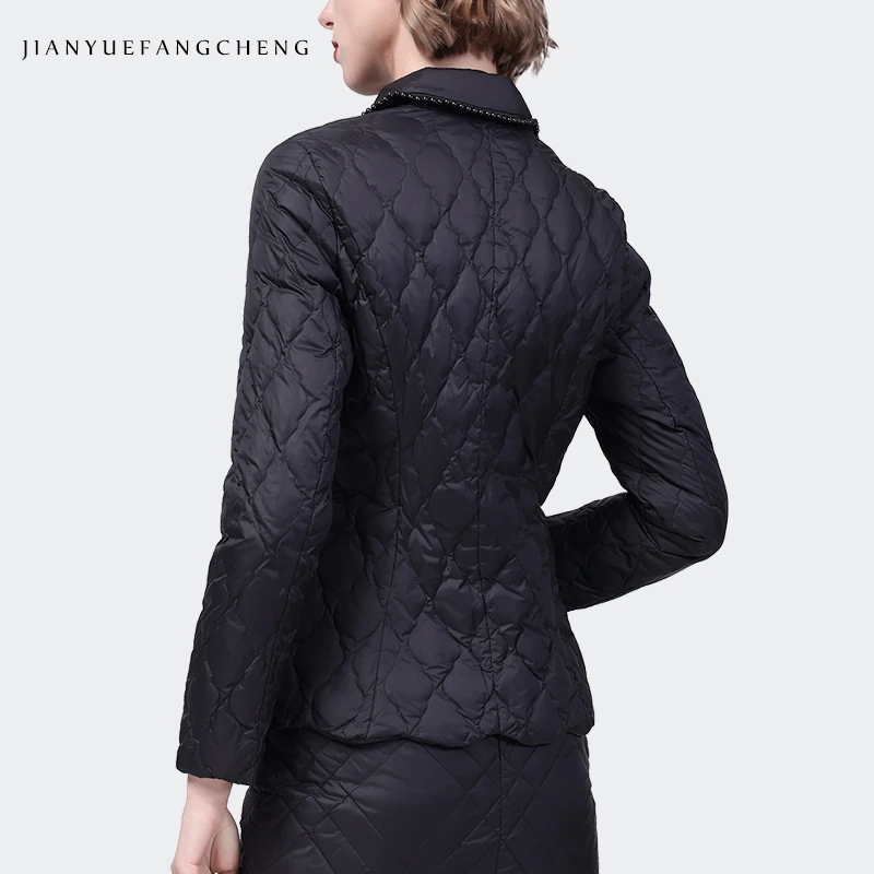 Chaqueta de plumón de pato blanco para mujer, abrigo de plumas corto, informal, ligero, cálido, con cuentas, cintura Cinch, negro, moda de otoño e