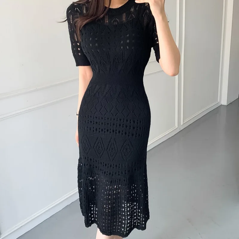 Casual Chic Korean Temperament Slim Sexy Hollow Out Dresses O Neck Short Sleeve Wrap Hip Knitted Dress White Lady Summer 2022