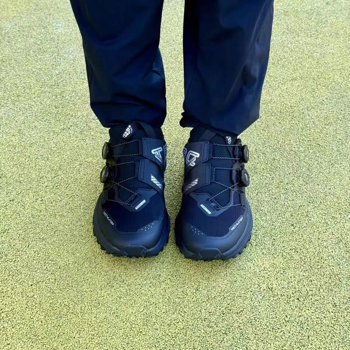 

2025 New unisex wear-resistant non-slip sports running shoes Breathable comfortable casual shoes Sports running shoes