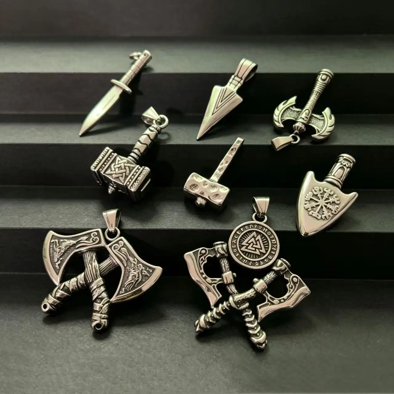 HNSP 316L Stainless Steel Pendant For Men Hammer Axe Spear Sword Punk Street Style Waterproof Jewelry Accessories Male Gift